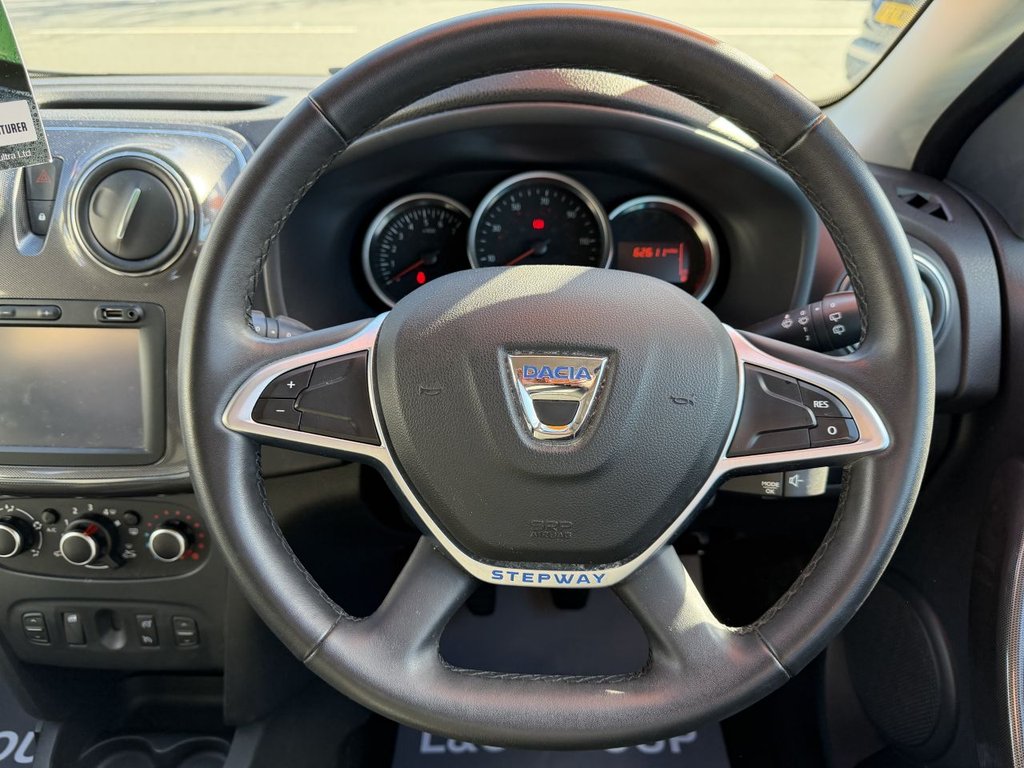 Used Dacia Sandero Stepway 2017 for sale - 77558053: Photo 26