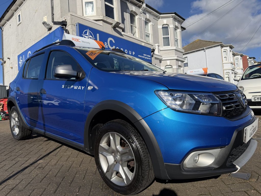 Used Dacia Sandero Stepway 2017 for sale - 77558053: Photo 3