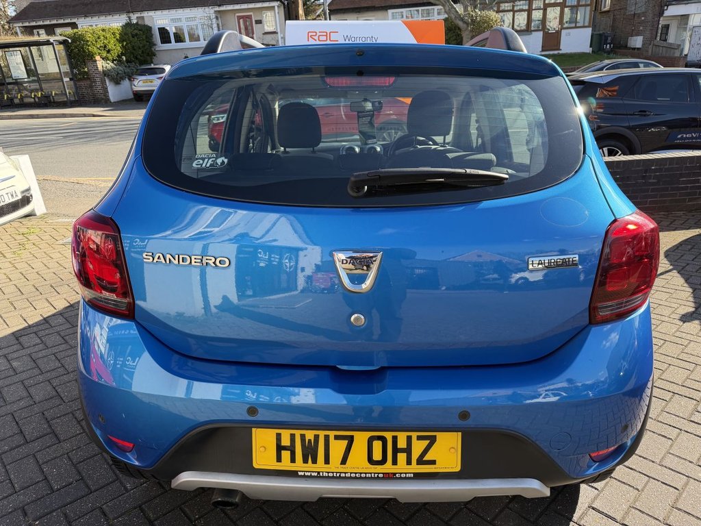 Used Dacia Sandero Stepway 2017 for sale - 77558053: Photo 8