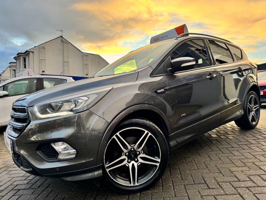Used Ford Kuga 2017 for sale - 77288047: Photo 2