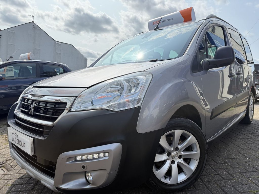 Used Peugeot Partner Tepee 2017 for sale - 77301865: Photo 2