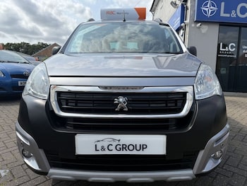 Used Peugeot Partner Tepee 2017 for sale - 77301865: Photo