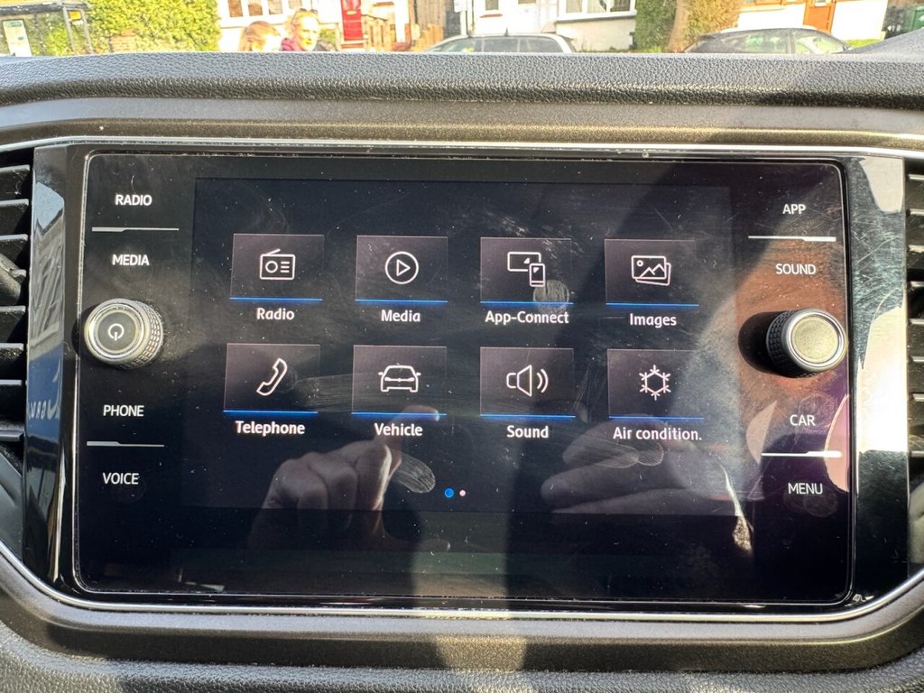 Used Volkswagen T-Roc 2018 for sale - 77792220: Photo 16