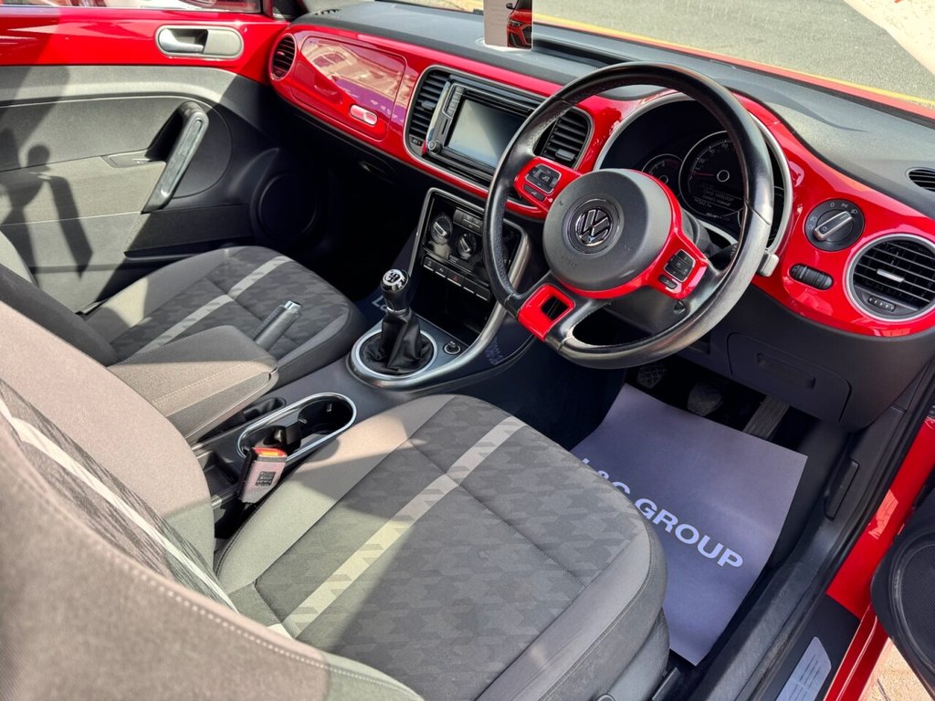 Used Volkswagen Beetle 2018 for sale - 78056266: Photo 14