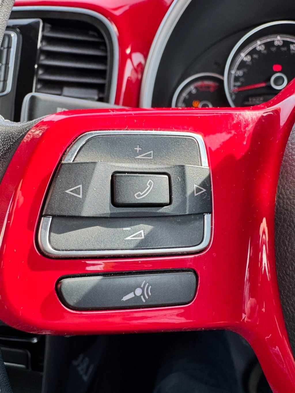 Used Volkswagen Beetle 2018 for sale - 78056266: Photo 23