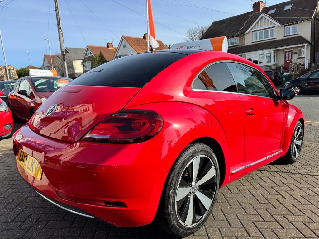 Used Volkswagen Beetle 2018 for sale - 78056266: Photo 9