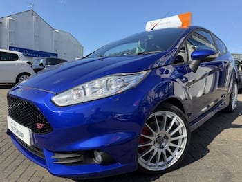 Used Ford Fiesta 2014 for sale - 79607957: Photo
