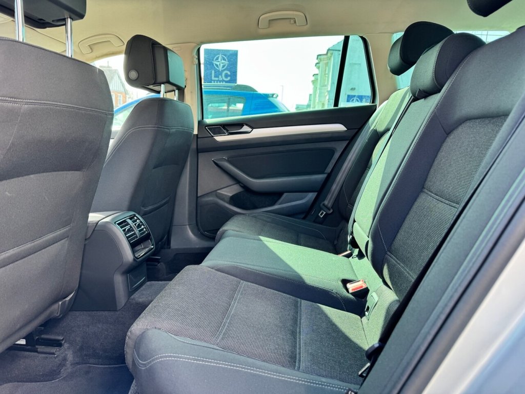 Used Volkswagen Passat 2018 for sale - 77792391: Photo 14