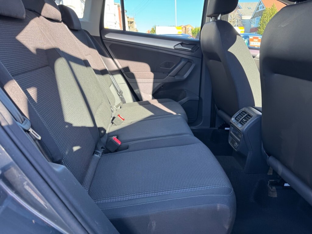 Used Volkswagen Tiguan 2018 for sale - 76820211: Photo 14