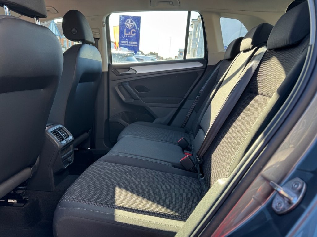 Used Volkswagen Tiguan 2018 for sale - 76820211: Photo 16