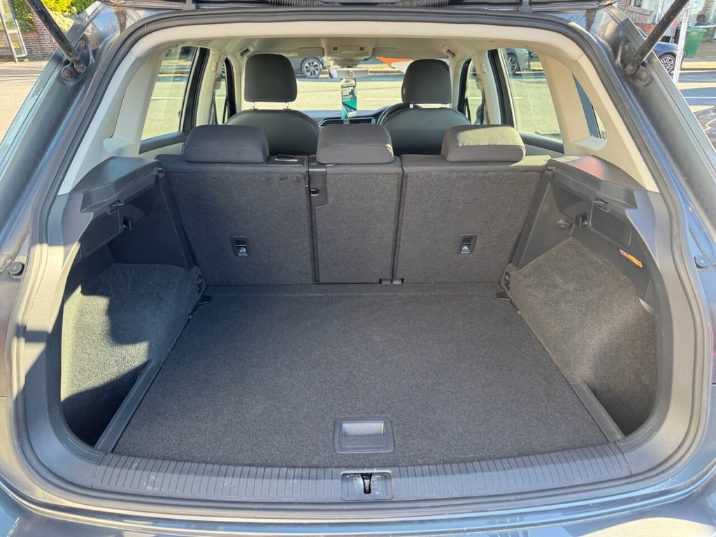 Used Volkswagen Tiguan 2018 for sale - 76820211: Photo 17