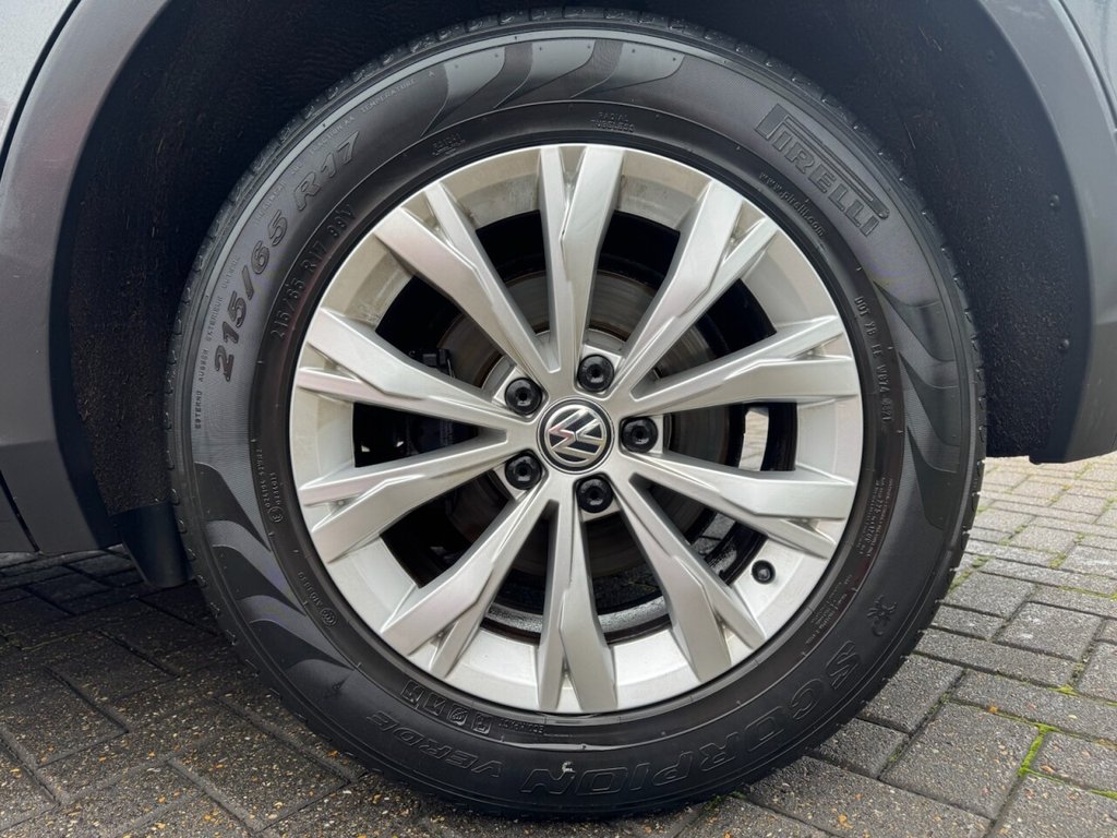 Used Volkswagen Tiguan 2018 for sale - 76820211: Photo 29