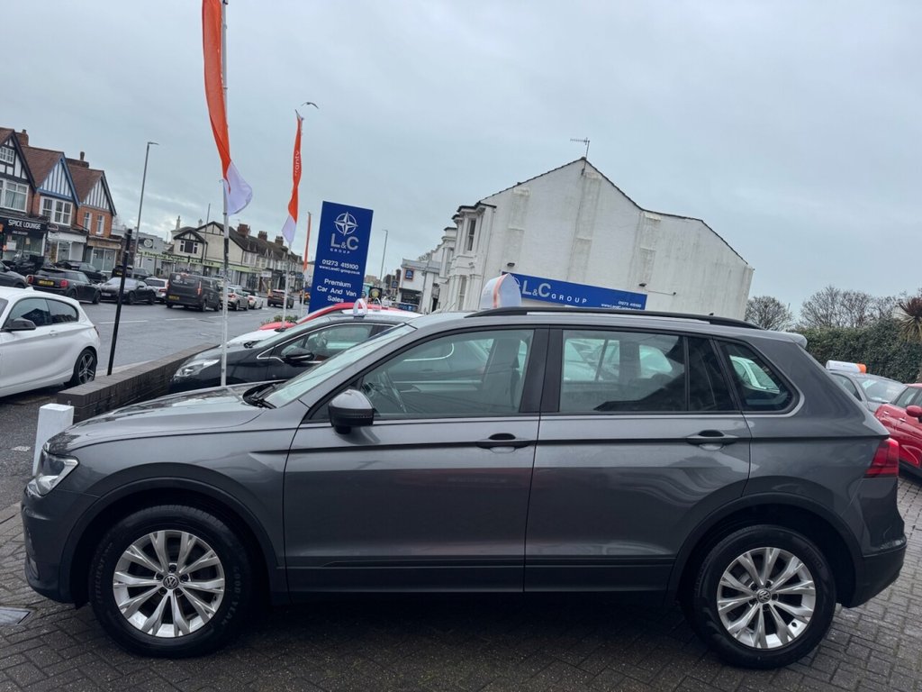 Used Volkswagen Tiguan 2018 for sale - 76820211: Photo 6