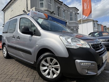 2017 (17) - 1.6 BlueHDi OUTDOOR MPV 5dr EURO 6