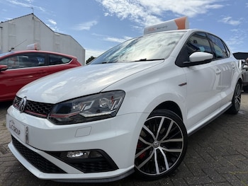 Used Volkswagen Polo 2016 for sale - 75270297: Photo