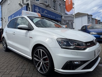 Used Volkswagen Polo 2016 for sale - 75270297: Photo