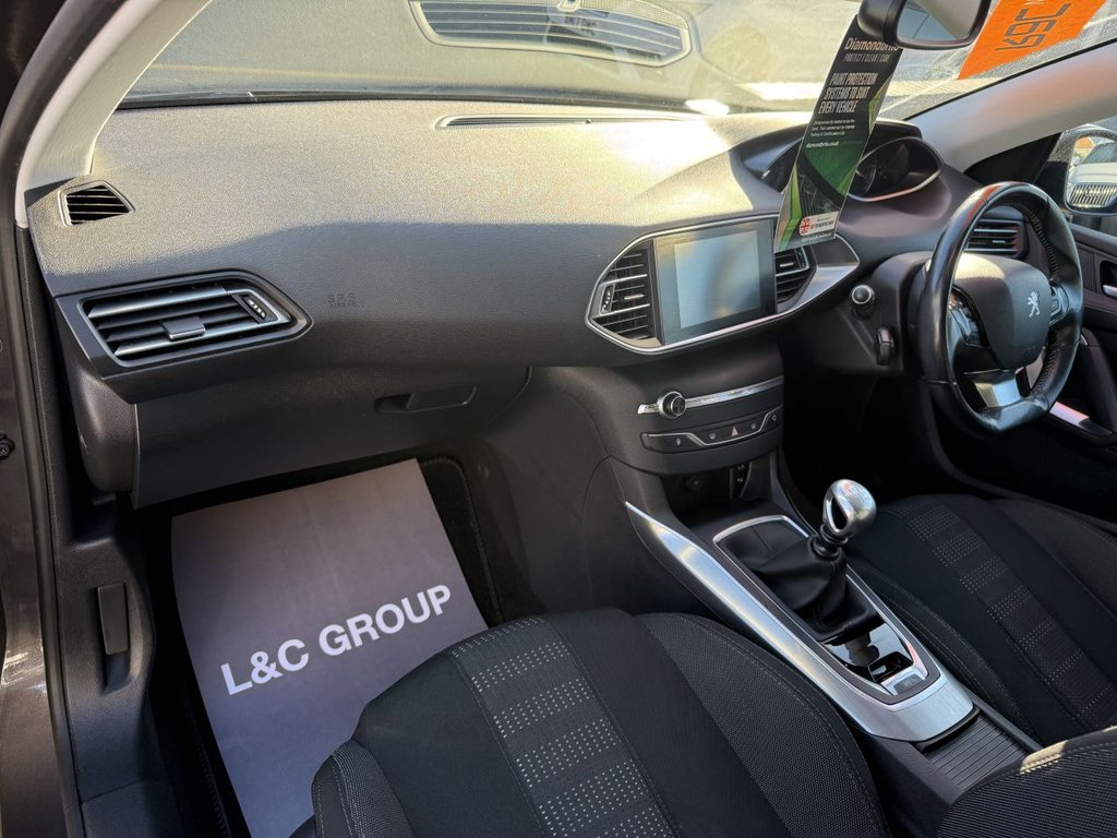 Used Peugeot 308 2016 for sale - 76954021: Photo 18