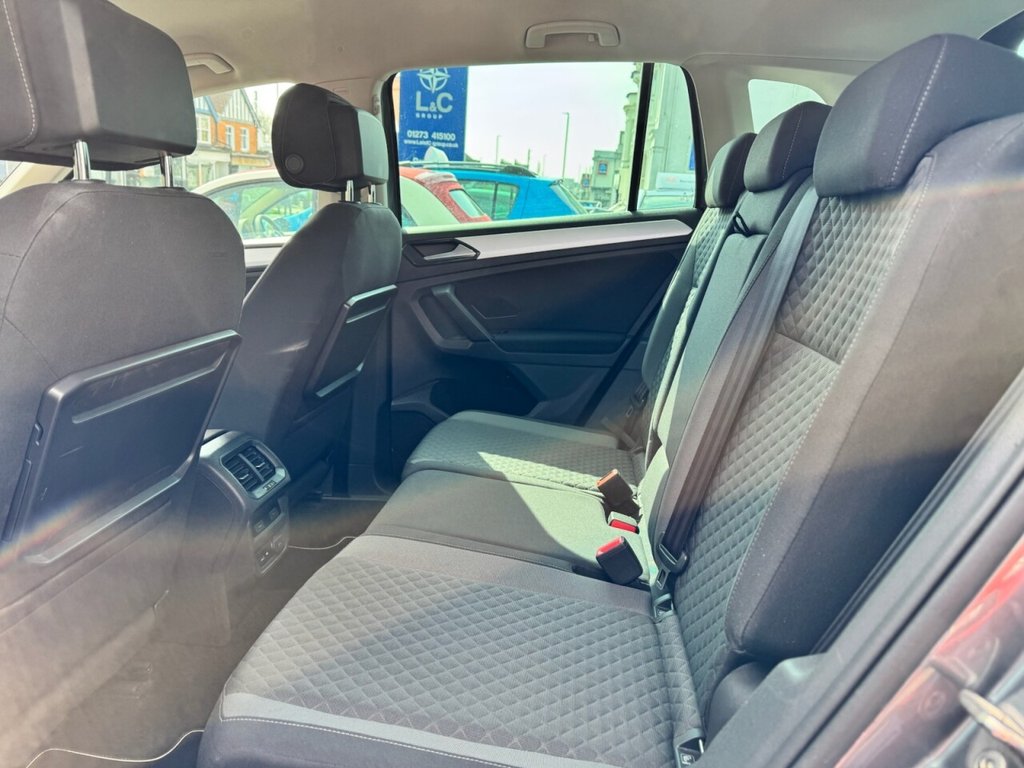 Used Volkswagen Tiguan 2018 for sale - 77995382: Photo 12