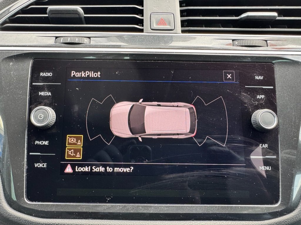 Used Volkswagen Tiguan 2018 for sale - 77995382: Photo 18