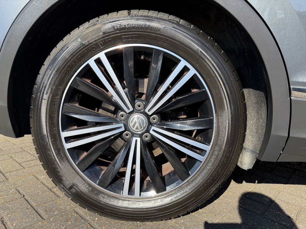 Used Volkswagen Tiguan 2018 for sale - 77995382: Photo 31