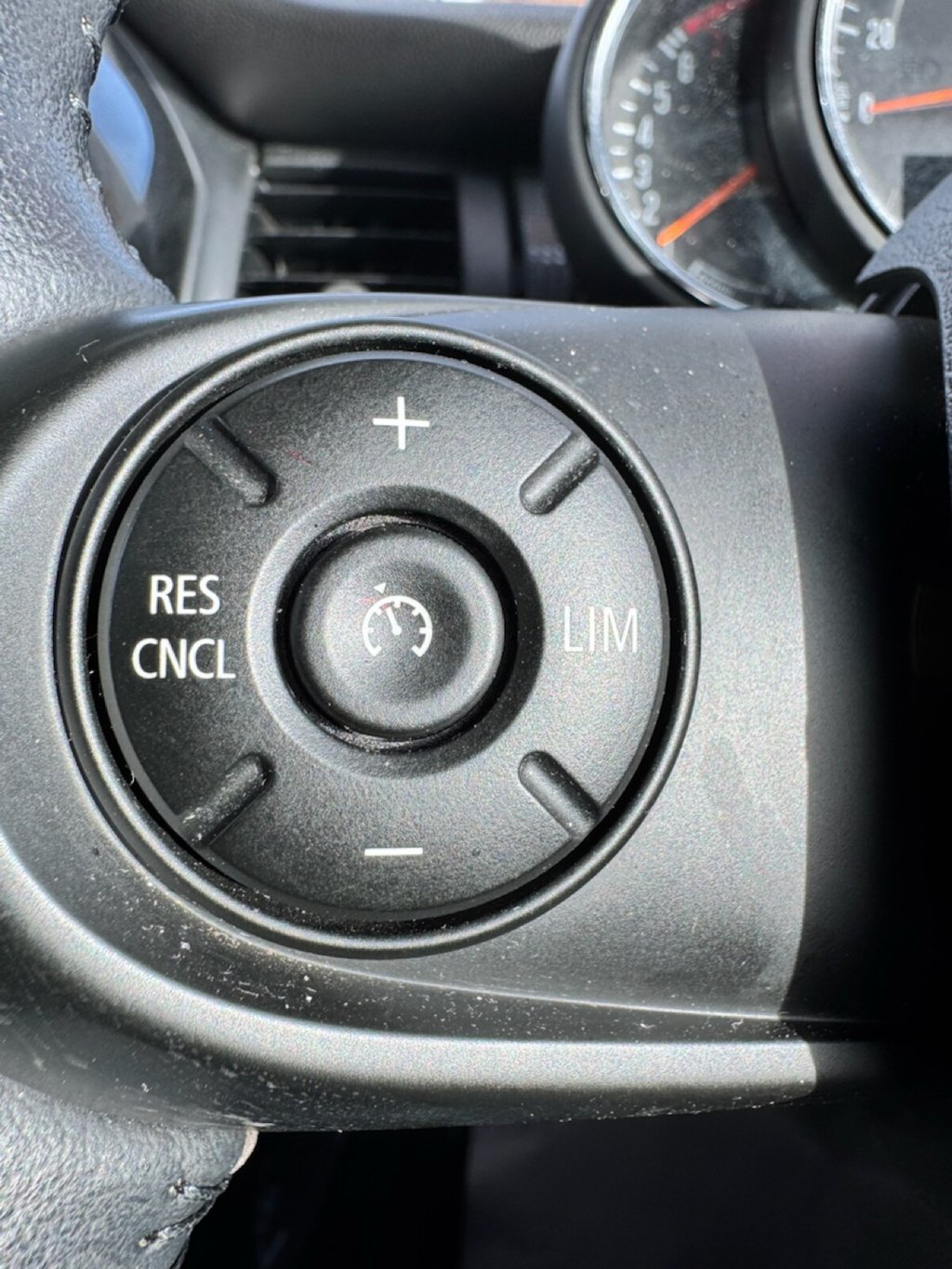 Used MINI Convertible 2017 for sale - 77927287: Photo 27