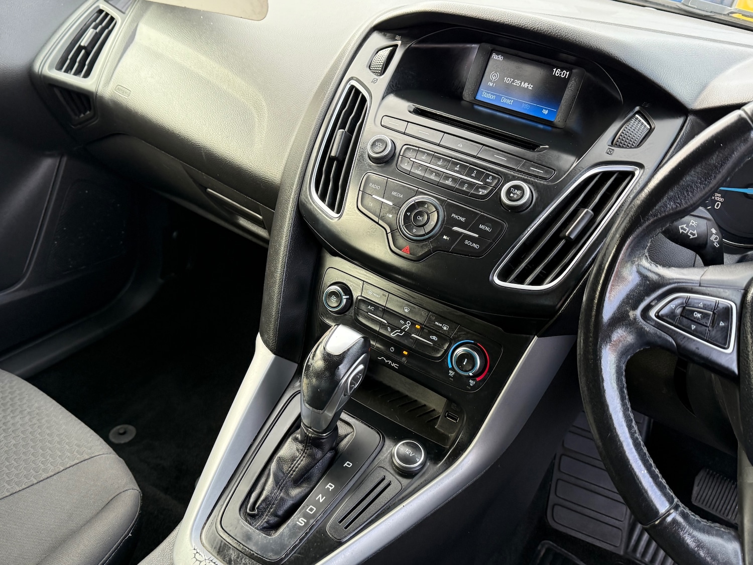 Used Ford Focus 2015 for sale - 76355367: Photo 6
