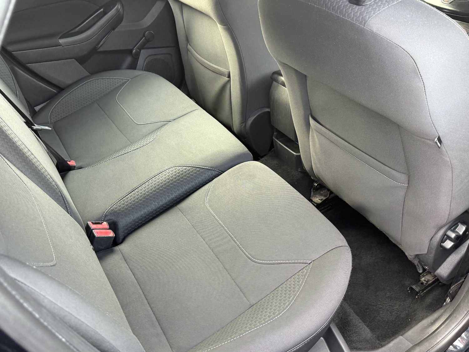 Used Ford Focus 2015 for sale - 76355367: Photo 8