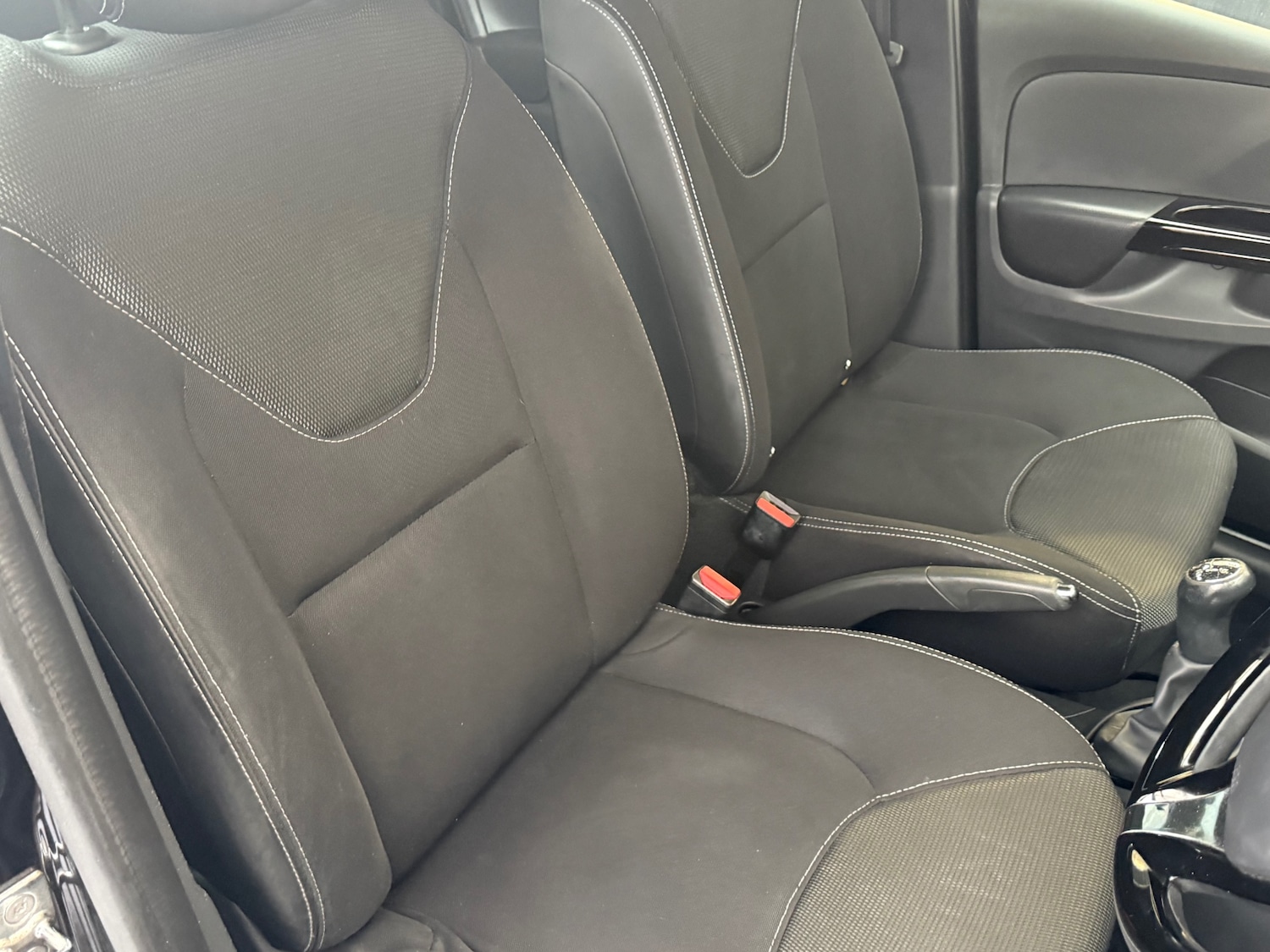 Used Renault Clio 2014 for sale - 76427837: Photo 32