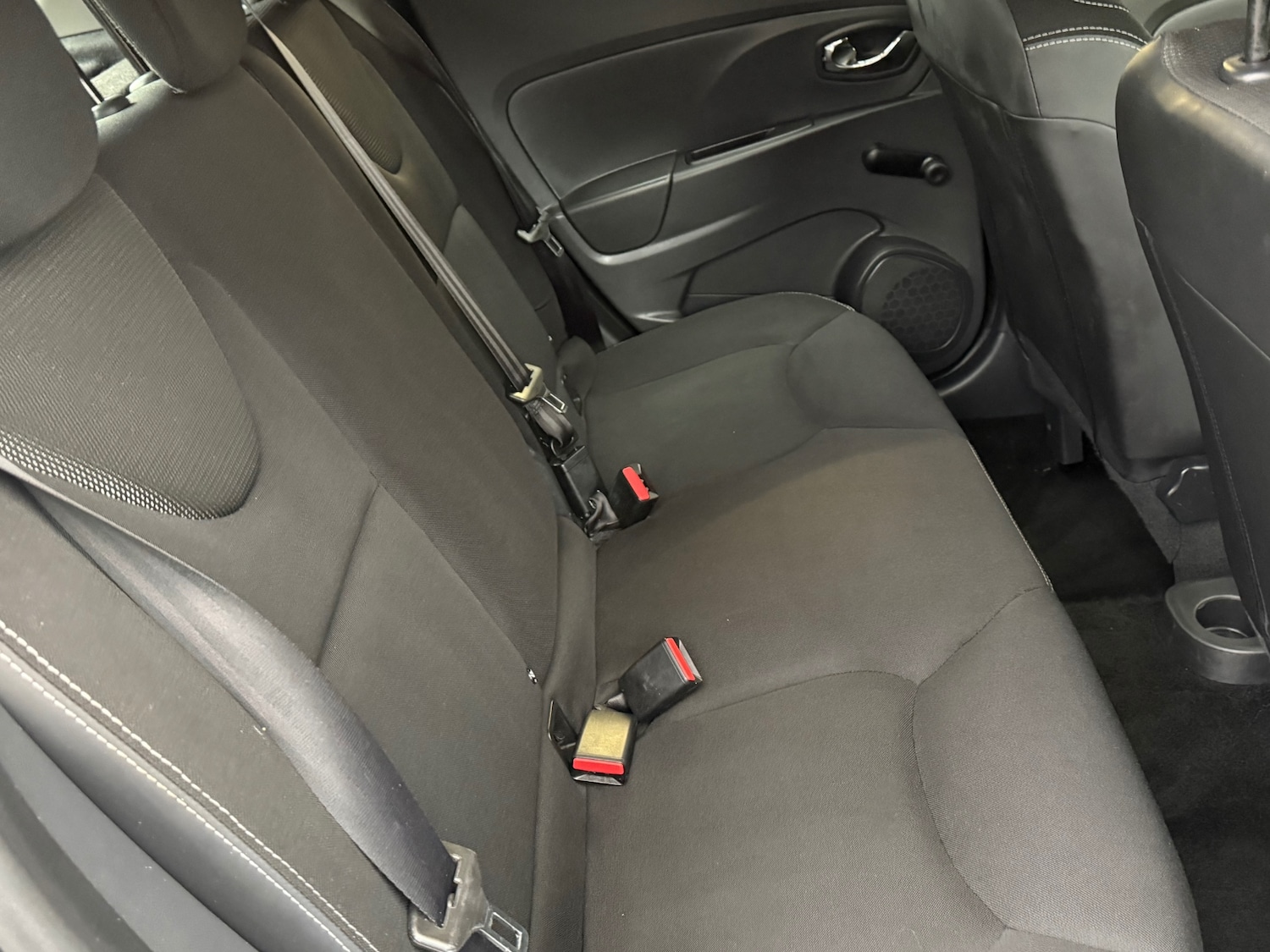 Used Renault Clio 2014 for sale - 76427837: Photo 38