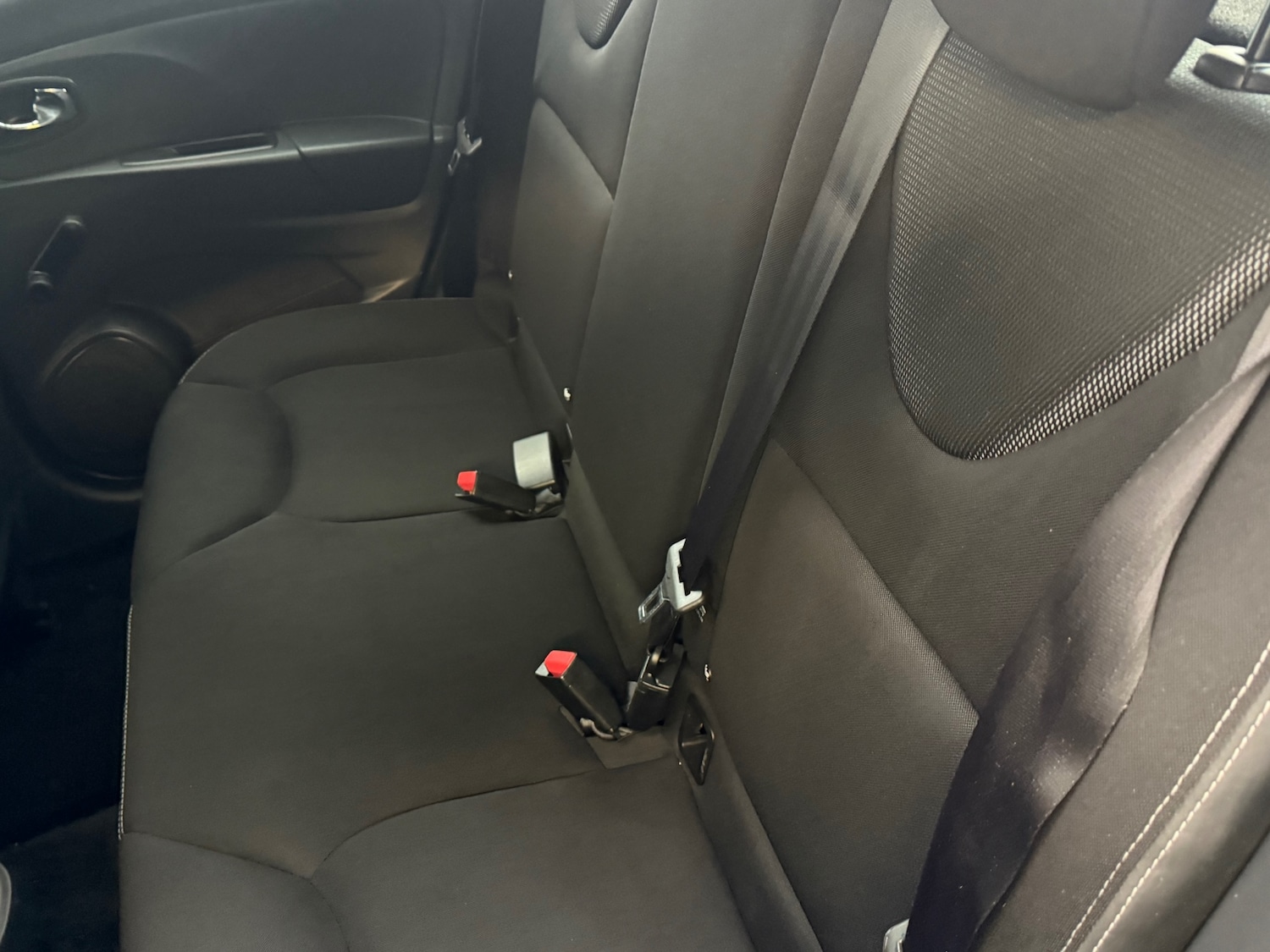 Used Renault Clio 2014 for sale - 76427837: Photo 39