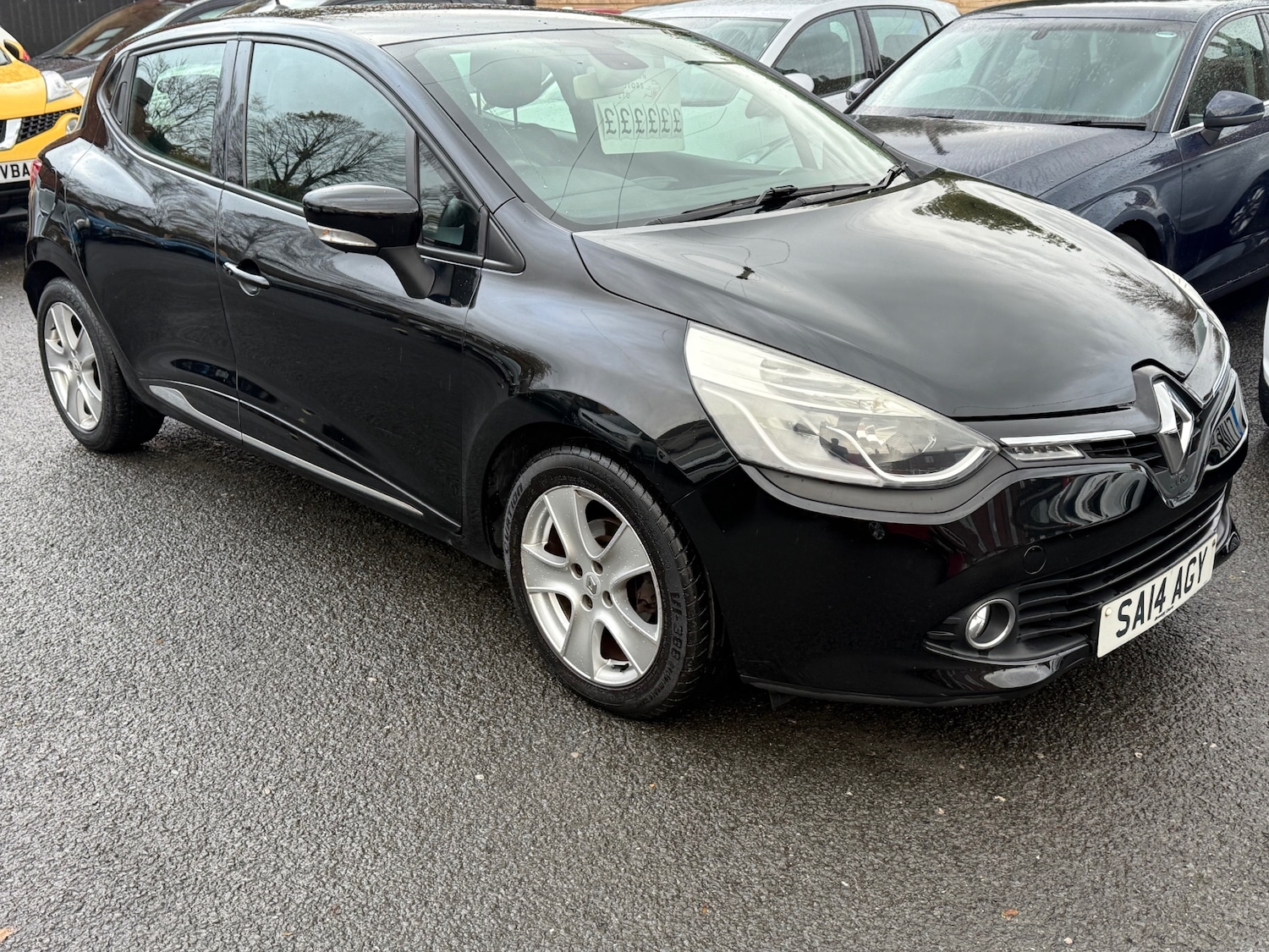 Used Renault Clio 2014 for sale - 76427837: Photo 9