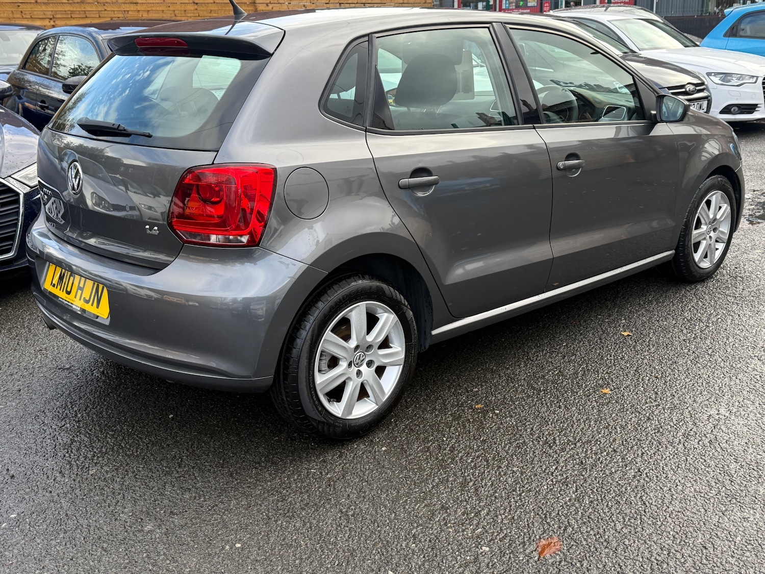 Used Volkswagen Polo 2010 for sale - 76382687: Photo 11