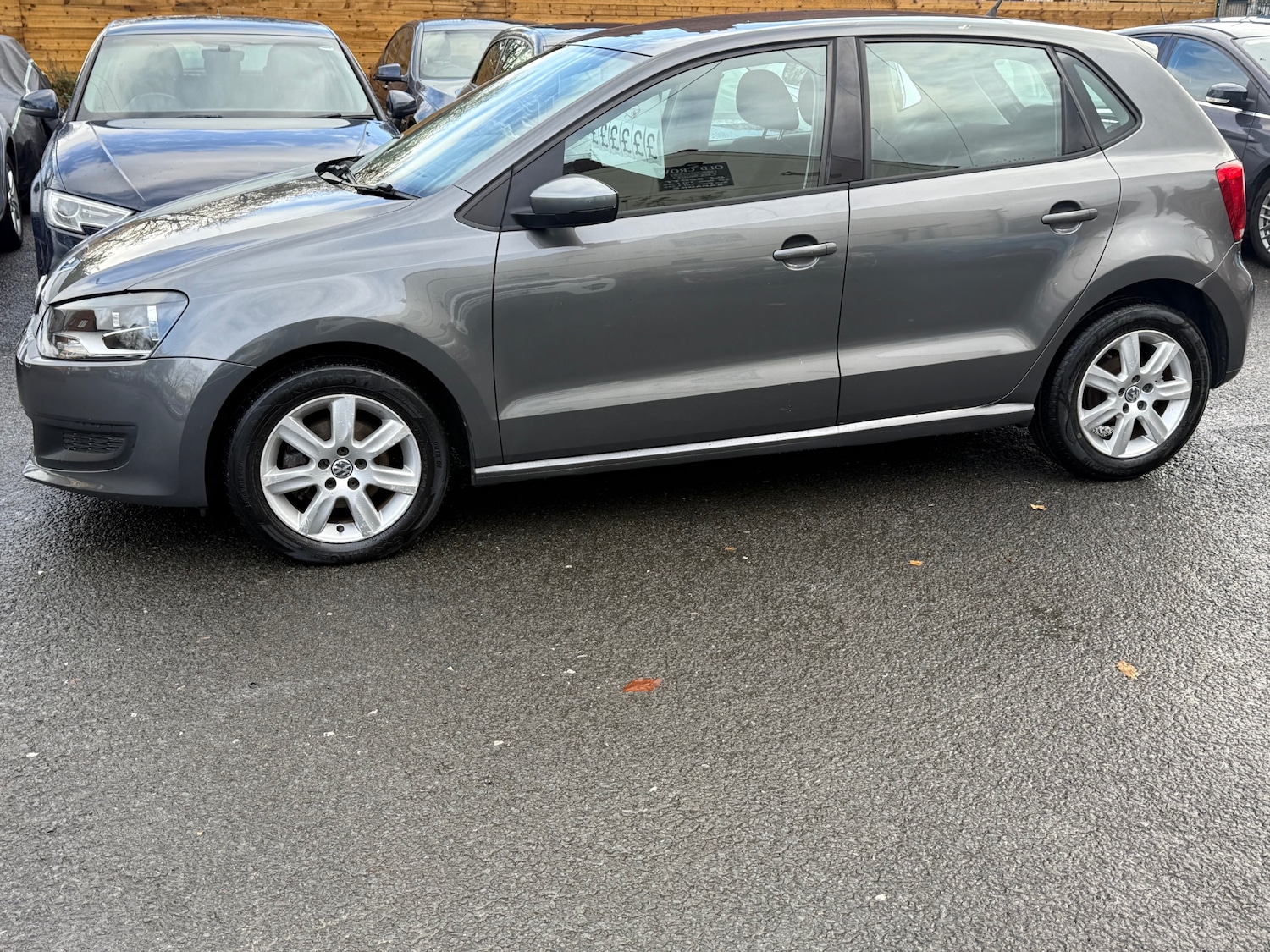 Used Volkswagen Polo 2010 for sale - 76382687: Photo 14
