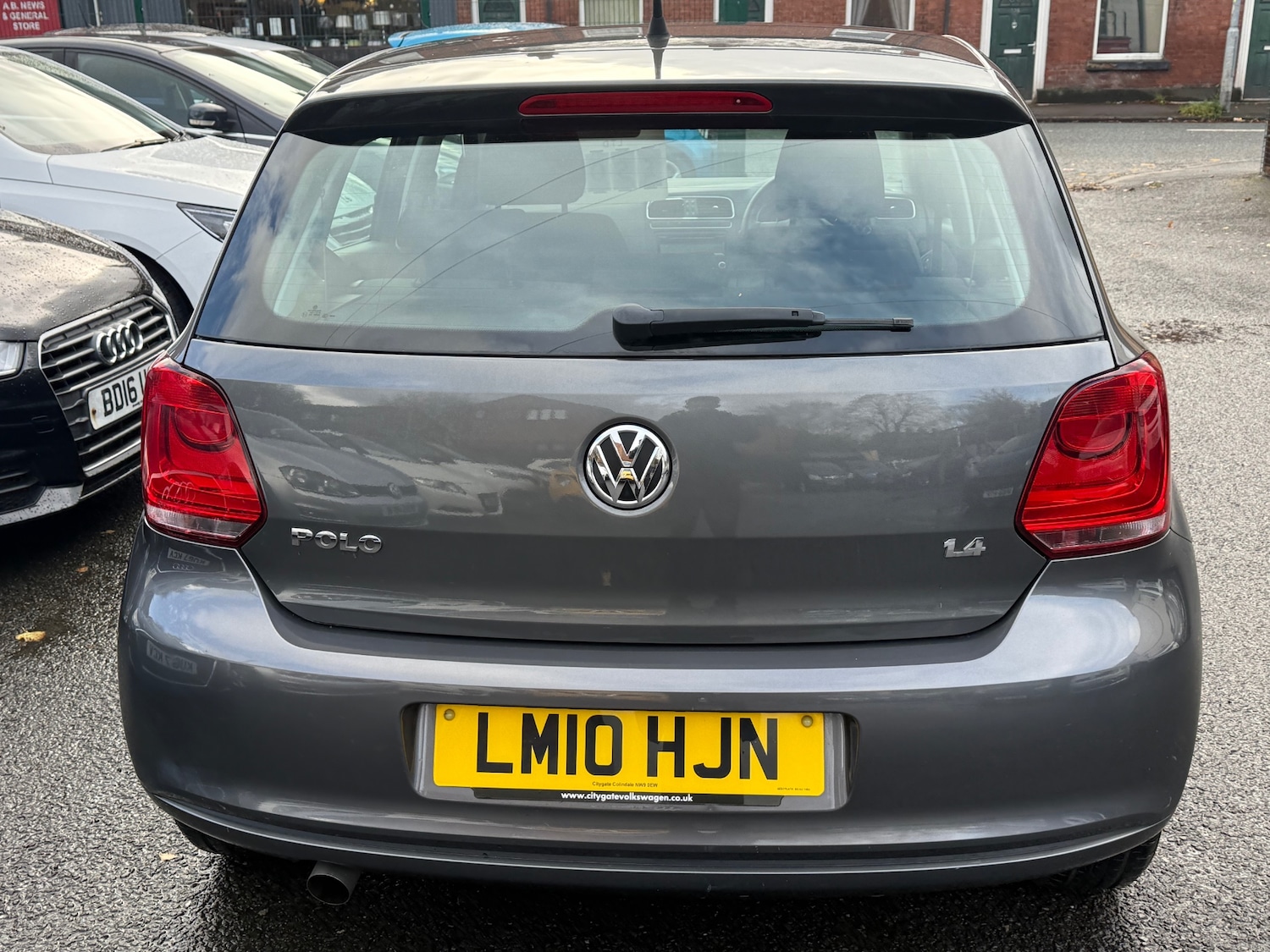 Used Volkswagen Polo 2010 for sale - 76382687: Photo 16