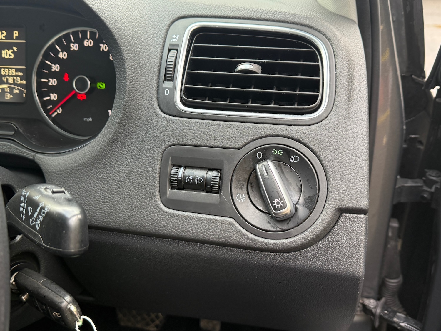 Used Volkswagen Polo 2010 for sale - 76382687: Photo 19