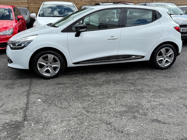 Used Renault Clio 2015 for sale - 75935994: Photo 10