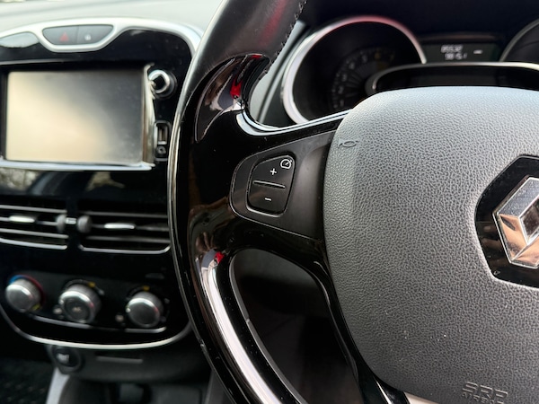 Used Renault Clio 2015 for sale - 75935994: Photo 15
