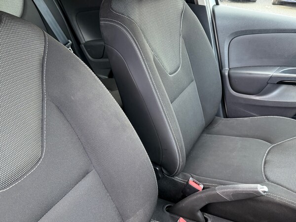 Used Renault Clio 2015 for sale - 75935994: Photo 26