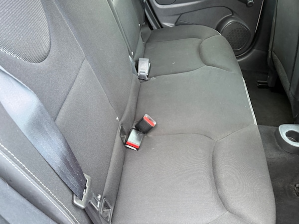 Used Renault Clio 2015 for sale - 75935994: Photo 30