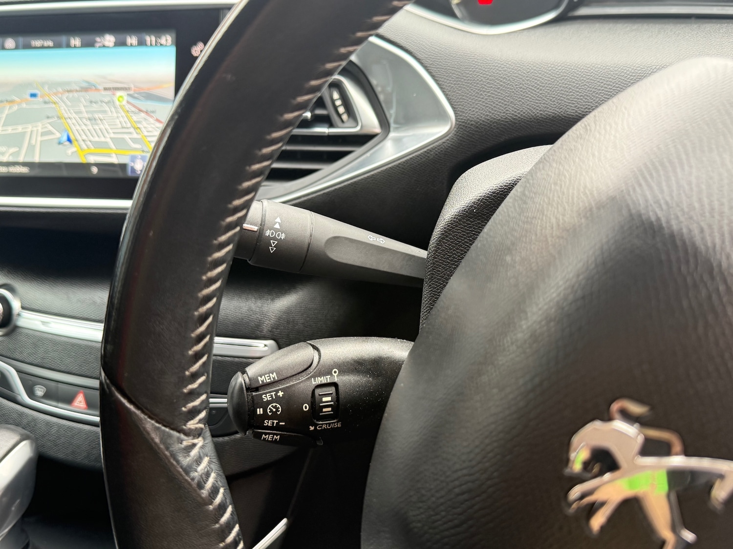 Used Peugeot 308 2016 for sale - 76491885: Photo 23