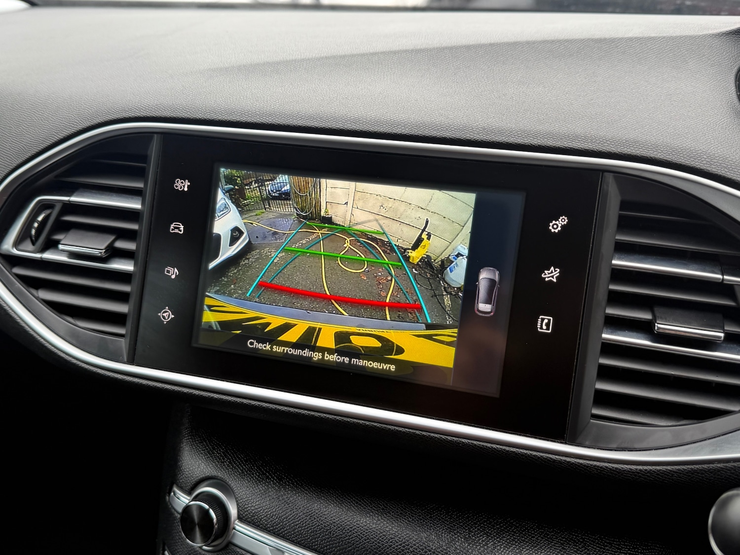 Used Peugeot 308 2016 for sale - 76491885: Photo 24