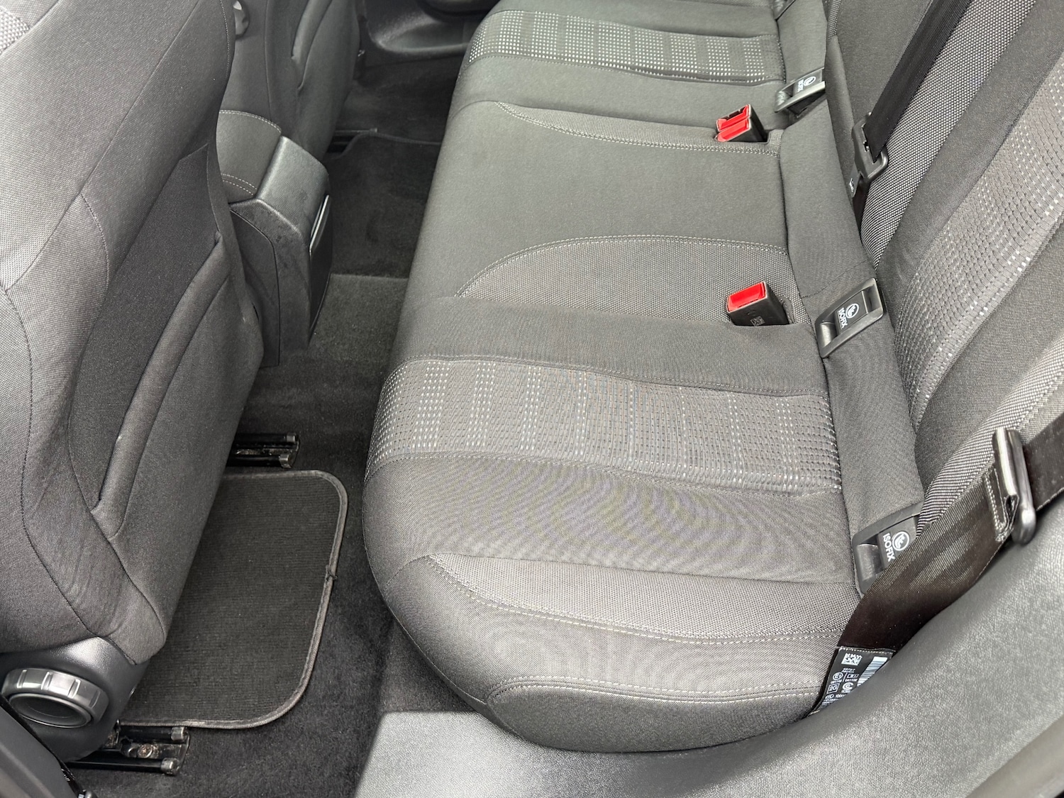 Used Peugeot 308 2016 for sale - 76491885: Photo 37