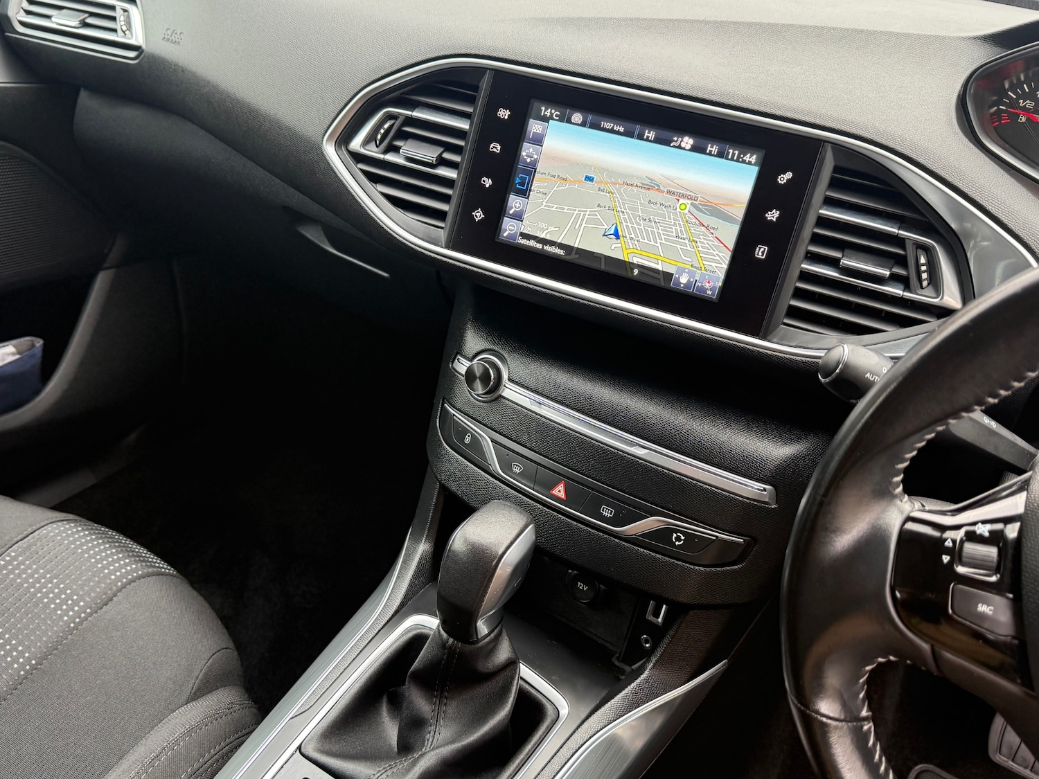 Used Peugeot 308 2016 for sale - 76491885: Photo 6