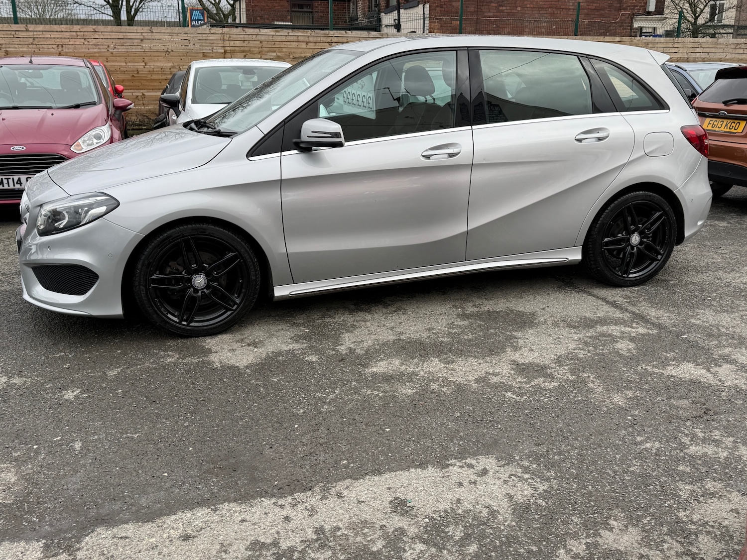Used Mercedes-Benz B Class 2017 for sale - 77532448: Photo 14