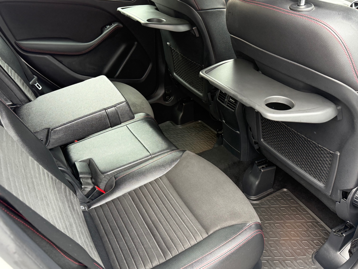 Used Mercedes-Benz B Class 2017 for sale - 77532448: Photo 8