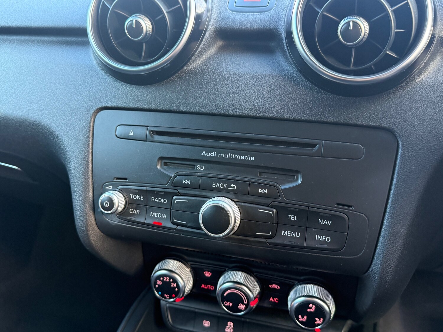 Used Audi A1 2013 for sale - 77180780: Photo 24