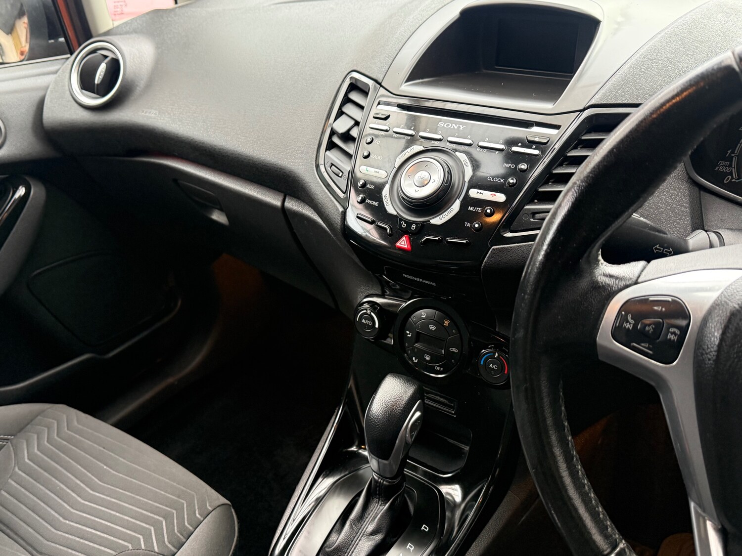 Used Ford Fiesta 2013 for sale - 77378813: Photo 6