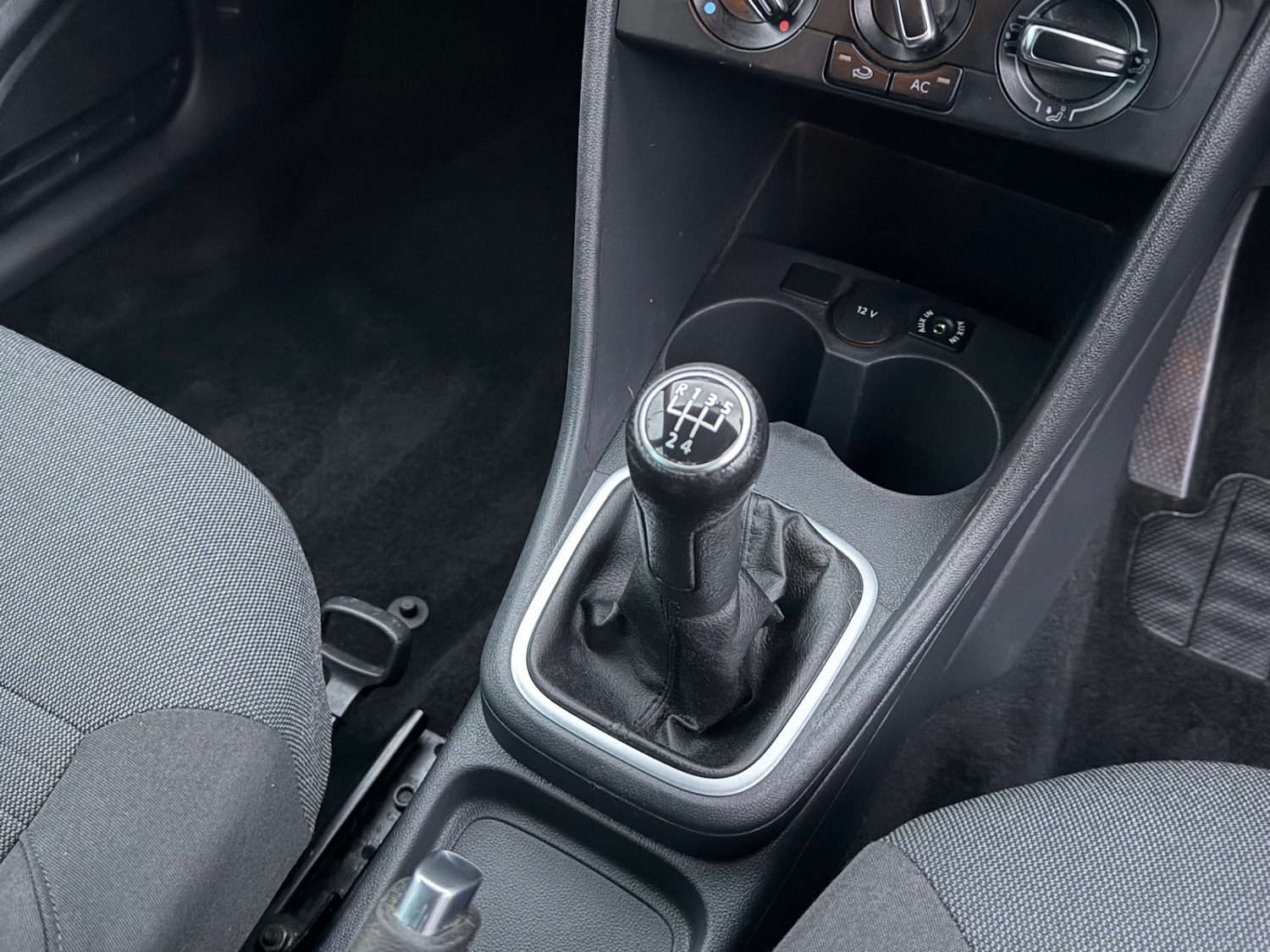 Used Volkswagen Polo 2012 for sale - 76479942: Photo 23