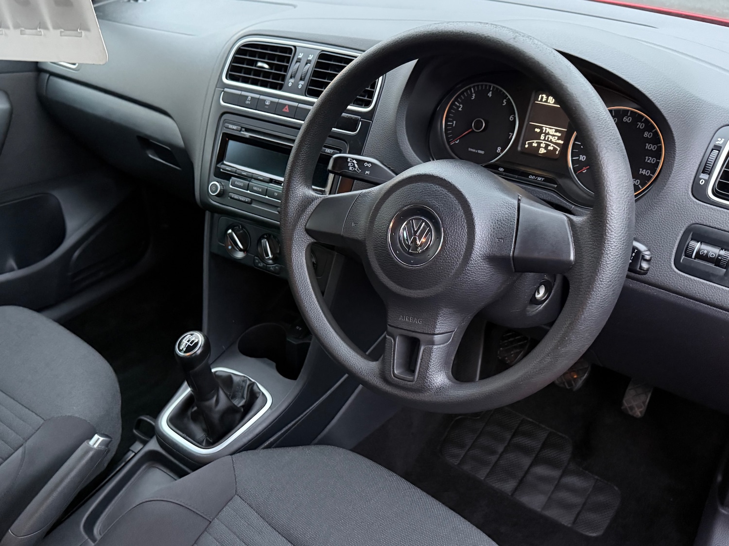 Used Volkswagen Polo 2012 for sale - 76479942: Photo 5