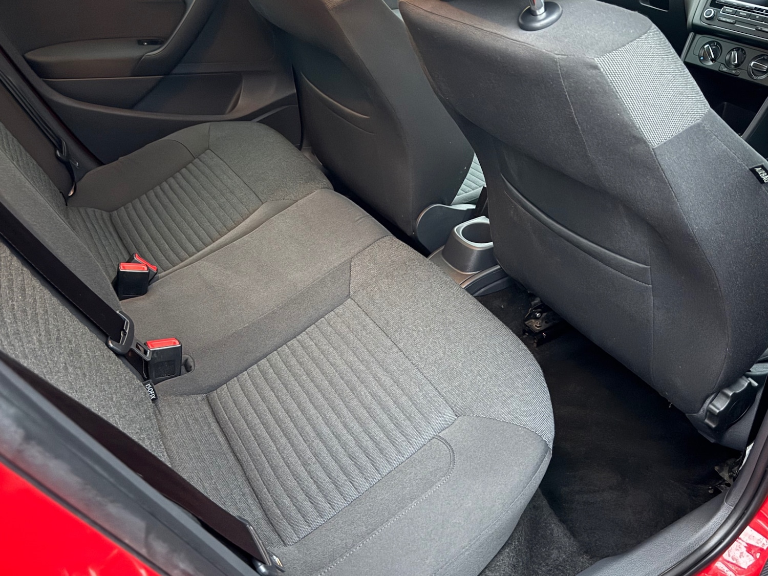 Used Volkswagen Polo 2012 for sale - 76479942: Photo 8